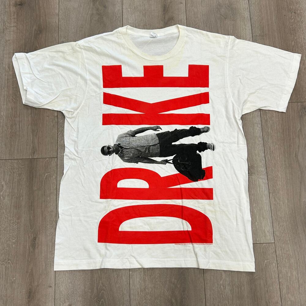 2010 Drake Thank Me Later Vertical Logo Music Tee T Shirt Size Large L B22